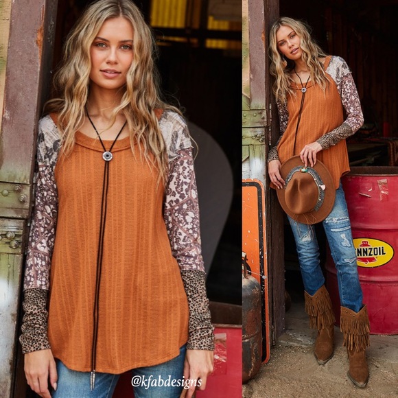 ❤️LAST 1! Contrast Detail Super Soft Relaxed Fit Raglan Sleeve Top! - Picture 2 of 8